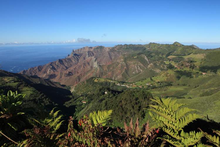 Sandy Bay district on St Helena - International Magazine Kreol Sandy Bay district on St Helena
