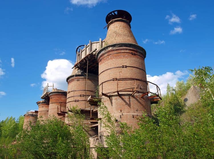 Lime Kiln Side On - International Magazine Kreol Lime Kiln Side On