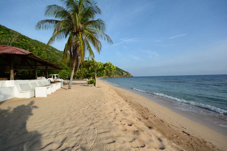 The Arcadins Coast- a look in to Haiti’s sandy, beach life - International Magazine Kreol The Arcadins Coast- a look in to Haiti’s sandy, beach life