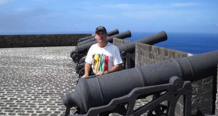 Saint Kitts - International Magazine Kreol