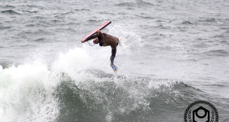 free_surf_arica_1 - International Magazine Kreol free surf arica