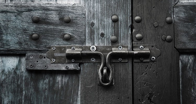 door - International Magazine Kreol door