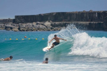 Surf à La Réunion