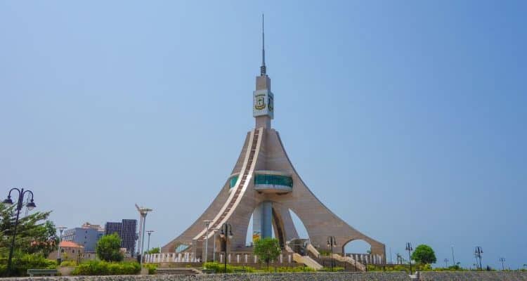 ELa Torre de la Libertad, meaning Freedom Tower monument, celebrates the independence of the nation from Spain. EQUATORIAL GUINEA - International Magazine Kreol La Torre de la Libertad