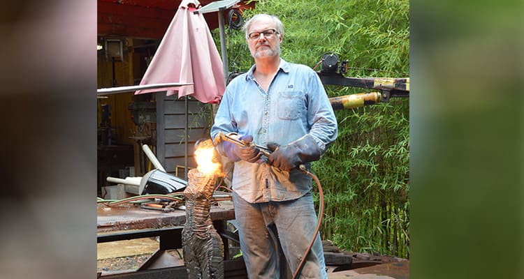Russell Whiting - International Magazine Kreol Russell Whiting