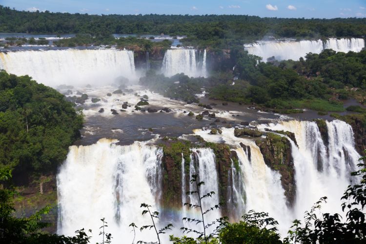 Cataratas del Iguazu - International Magazine Kreol Cataratas del Iguazu