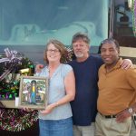 Henry Watson - International Magazine Kreol Henry Watson with his happy customers