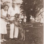 Great family friends Daphne and Percy Agar on La Haut lawn with Perryman, Honychurch, Gale and Frampton kids behind.