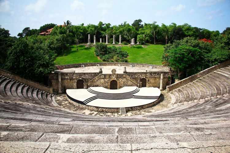 Altos de Chavon Dominican Republic the architecture of the amphitheatre Amphitheatre in Casa de Campo - International Magazine Kreol Altos de Chavon Dominican Republic the architecture of the amphitheatre in Casa de Campo
