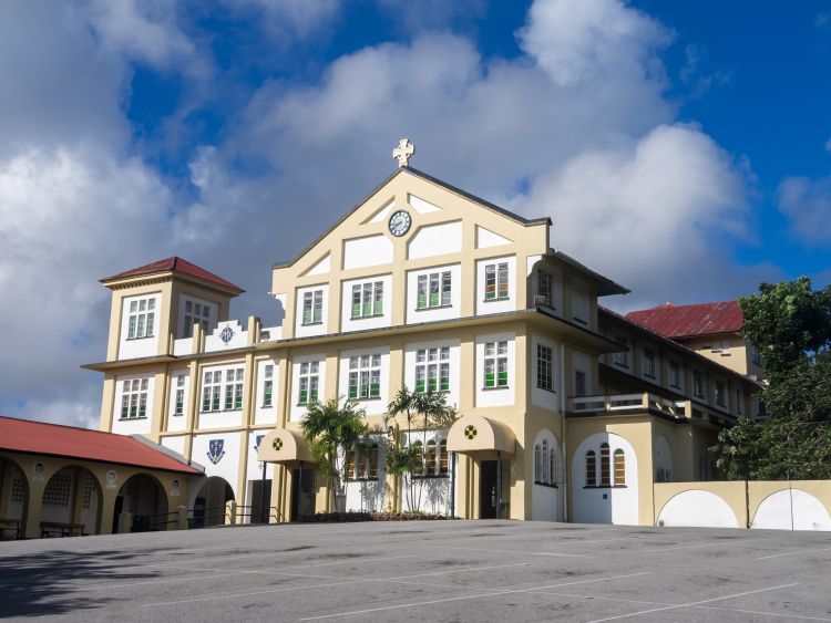 Port of Spain and St Benedict - Views around the Caribbean Island of Trinidad - International Magazine Kreol Port of Spain and St Benedict - Views around the Caribbean Island of TrinidadPort of Spain and St Benedict - Views around the Caribbean Island of Trinidad