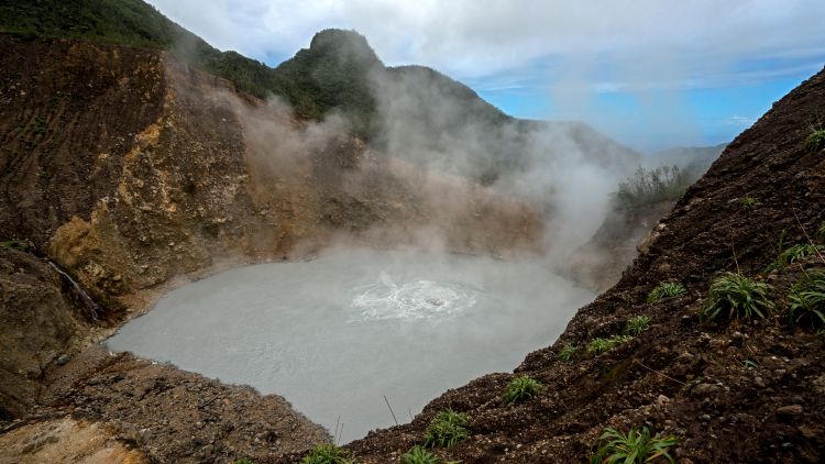 Volcanic Boiling Lake in Dominica, Caribbean Island Nation - International Magazine Kreol Volcanic Boiling Lake in Dominica, Caribbean Island Nation