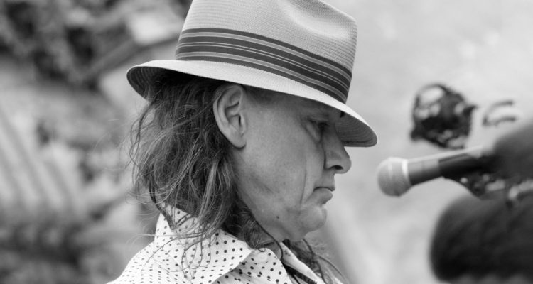 Robben Ford- Photographed by Alejandro Principato - International Magazine Kreol Robben Ford- Photographed by Alejandro Principato