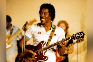 Buddy Guy, 1983, Urbana, Illinois - Photo by Bubba73