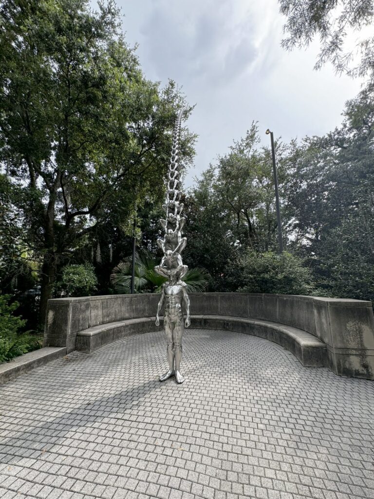 Do-Ho Suh, Karma, 2011, brushed stainless steel - International Magazine Kreol The Sydney and Walda Besthoff Sculpture Garden
