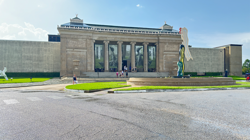 - International Magazine Kreol Exploring the Sculptural Splendor