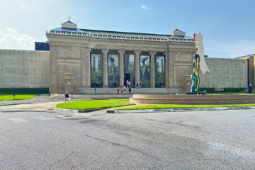 Exploring the Sculptural Splendor