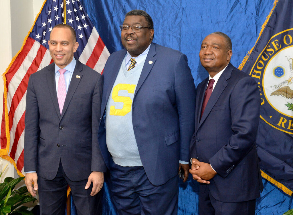 Cleo Fields sworn in - International Magazine Kreol Chancellor Pierre