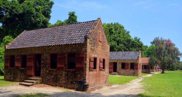 CharlestonSouthCarolinaJune282016SlaveCabinsInBoone - International Magazine Kreol Gullah Culture