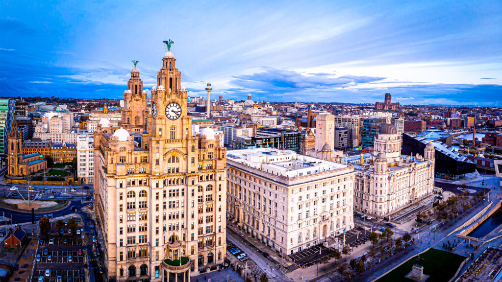 High above Liverpool, the Liver Birds stand watch — one gazes to the sea, the other to the city — ensuring that neither the ships nor the people are ever forgotten. - International Magazine Kreol High above Liverpool, the Liver Birds stand watch — one gazes to the sea, the other to the city — ensuring that neither the ships nor the people are ever forgotten.