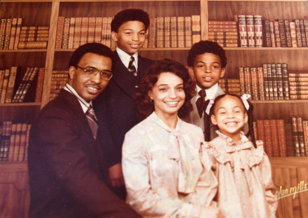 Dr and Mrs Kinchen with their two sons, Ernest III and Kraig, and daughter Chrys, at an early age. - International Magazine Kreol Dr and Mrs Kinchen with their two sons, Ernest III and Kraig, and daughter Chrys, at an early age.
