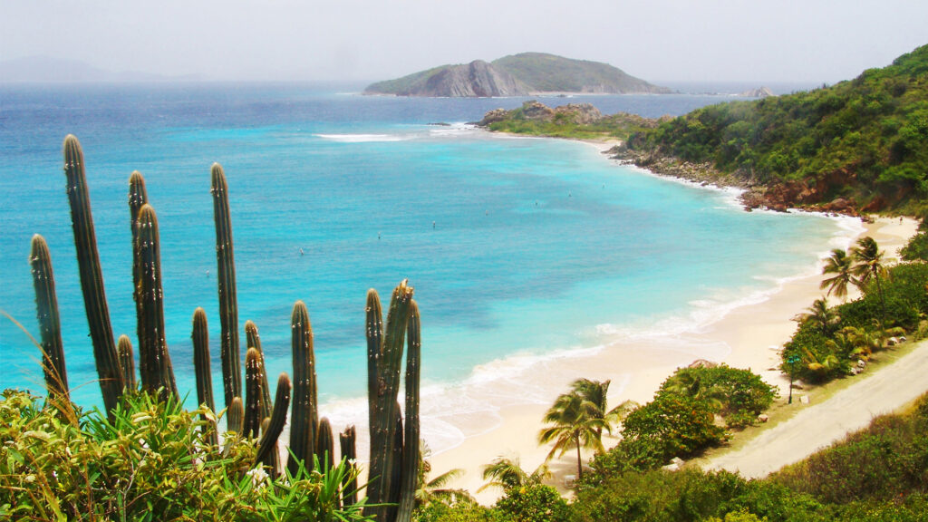 Peter Island Beach, BVI. - International Magazine Kreol Peter Island Beach, BVI.