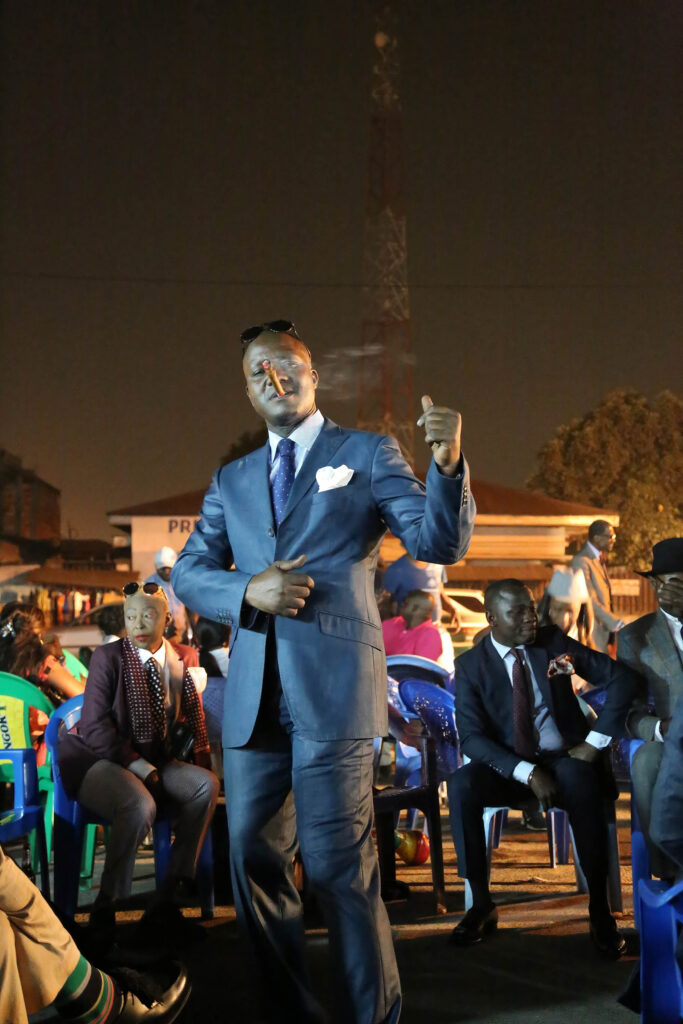 LaSapeursGetTogetherToShowTheirStyleOnThe - International Magazine Kreol Congo’s Creole9